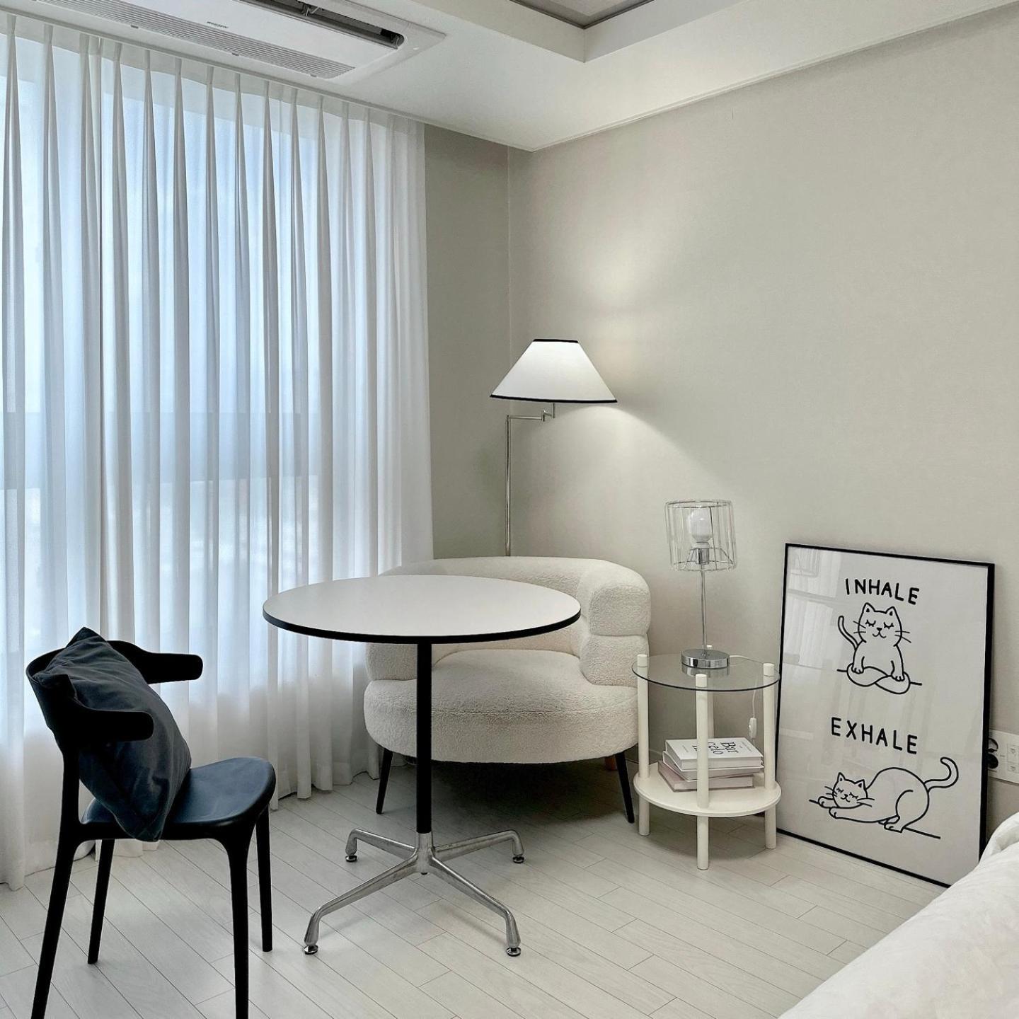 Dongseongro Meomoom Apartment Daegu Room photo